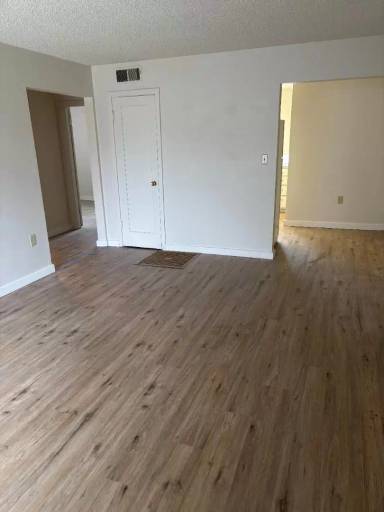 Main picture of 214 N 31st Ave
