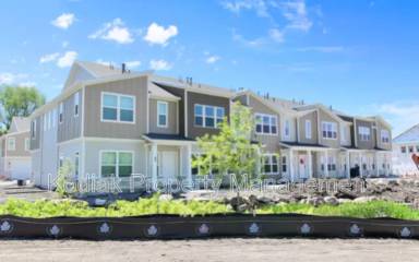 Main picture of 226 W 925 N