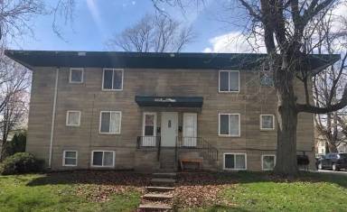 Main picture of 302 West Locust Street