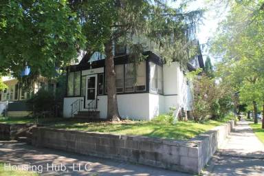 Main picture of 916 Aurora Ave