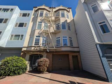 Main picture of 3040 Franklin St