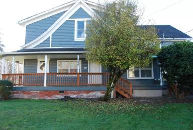 Main picture of 250 SE Lincoln St