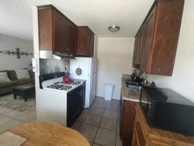 Main picture of 530 W Murphy St
