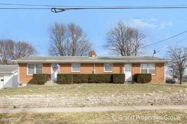 Main picture of 3544 Fuller Ave SE