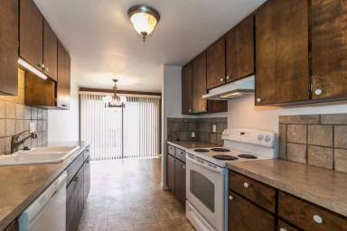 Main picture of 3280 Ellen Ave