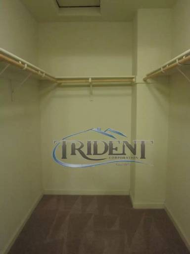 Main picture of 421 Hetherington Cir