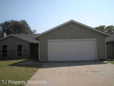 Main picture of 1324 Alviola Ave