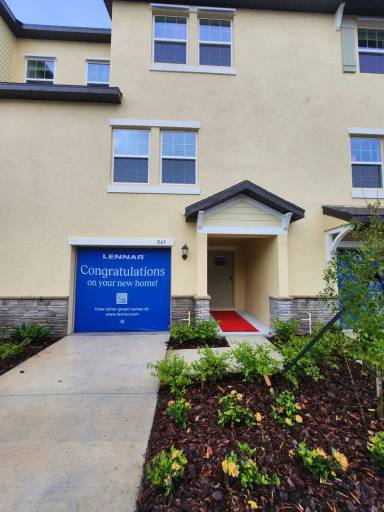 Main picture of 843 Tennyson Mill Cir