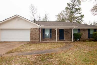Main picture of 5108 Twin Oaks