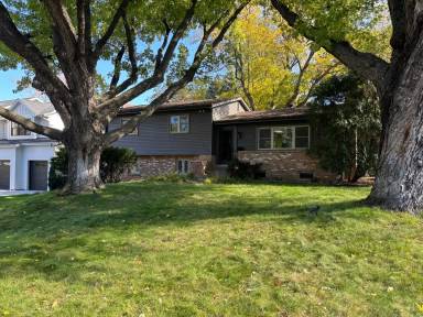 Main picture of 5725 Dale Ave