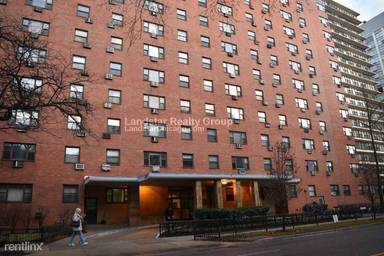 Main picture of Beachside Apartments