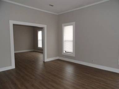 Main picture of 407 N Rawls St