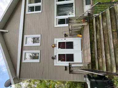Main picture of 114 Western Ave