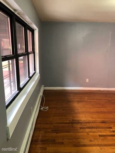 Main picture of 137 36th St