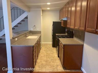 Main picture of 3773 Park Dr