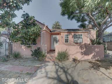 Main picture of 5755 Beck Ave