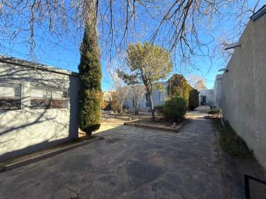 Main picture of 3209 Burton Ave SE
