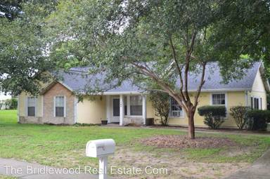 Main picture of 104 Summerhill Ct