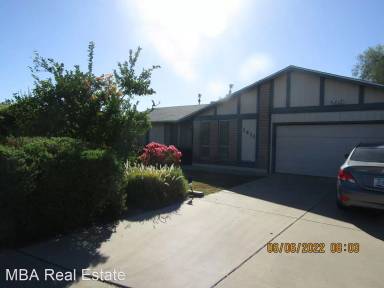 Main picture of 1411 W El Monte Pl
