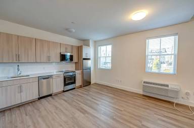 Main picture of 11 1st Ave