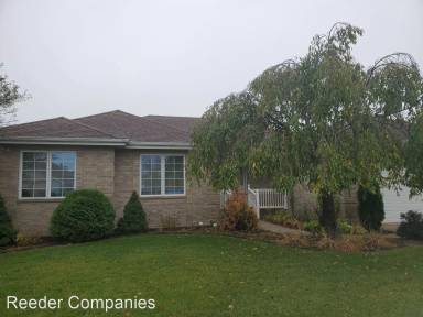 Main picture of 192 Summerhill Dr