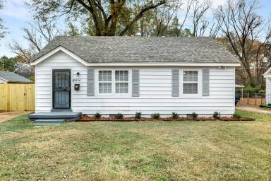 Main picture of 3838 S Goodman Cir