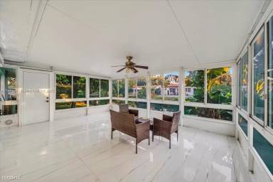 Main picture of 3046 Garfield St