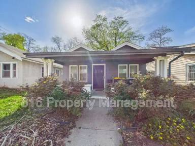 Main picture of 5046 Michigan Ave