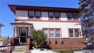 Main picture of 1883 Saint Clair Ave