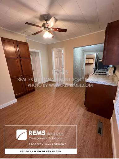 Main picture of 626 4th Ave