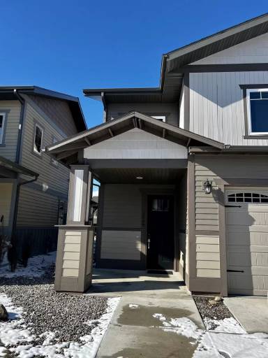 Main picture of 3068 Cattail St