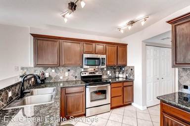 Main picture of 3163 E Wahalla Ln