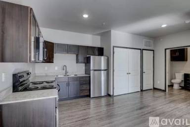 Main picture of 2427 S Jackson Ave