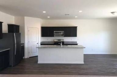 Main picture of 331 W Mammoth Cave Dr