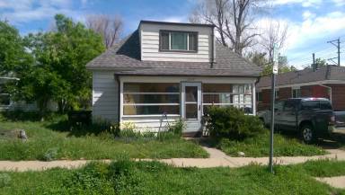 Main picture of 2253 Grove Cir