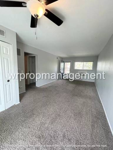 Main picture of 2677 Shoreland Avenue - A2