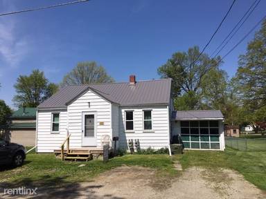 Main picture of 728 W 10th St