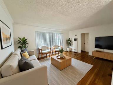 Main picture of 956 Wilcox Ave