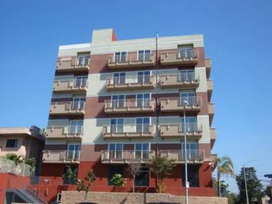 Main picture of 332 S Virgil Ave