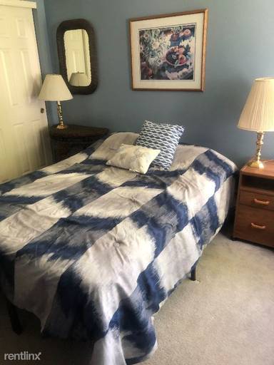 Main picture of 8433 Zinnia Ct