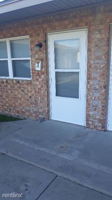 Main picture of 2612 5th Ave