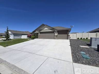 Main picture of 7807 Cassiar Dr