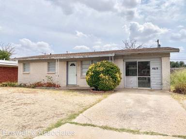 Main picture of 4619 Versailles Dr