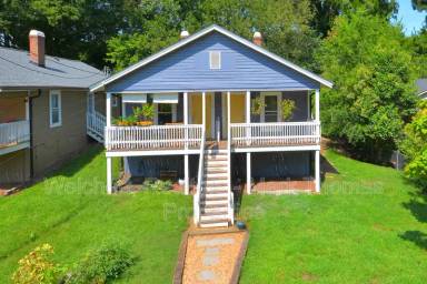 Main picture of 1030 Cornell St