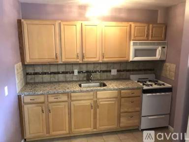 Main picture of 124 Biruta St