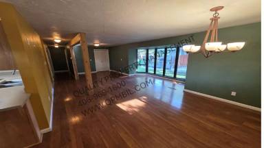 Main picture of 2120 Rosewyn Ln