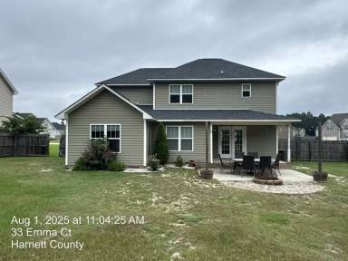 Main picture of 33 Emma Ct