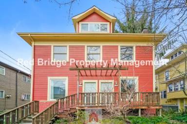 Main picture of 1323 SE Nehalem St