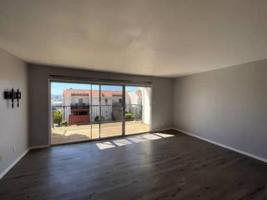Main picture of 870 Avenue B