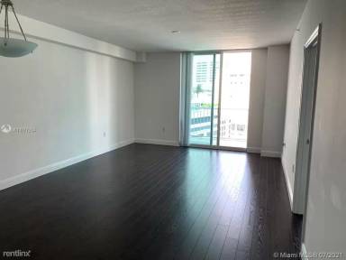 Main picture of Vue At Brickell Condo